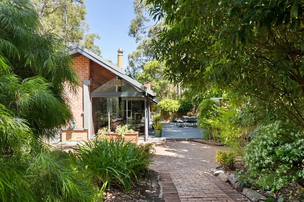 19 Woorabinda Drive, Stirling, SA 5152