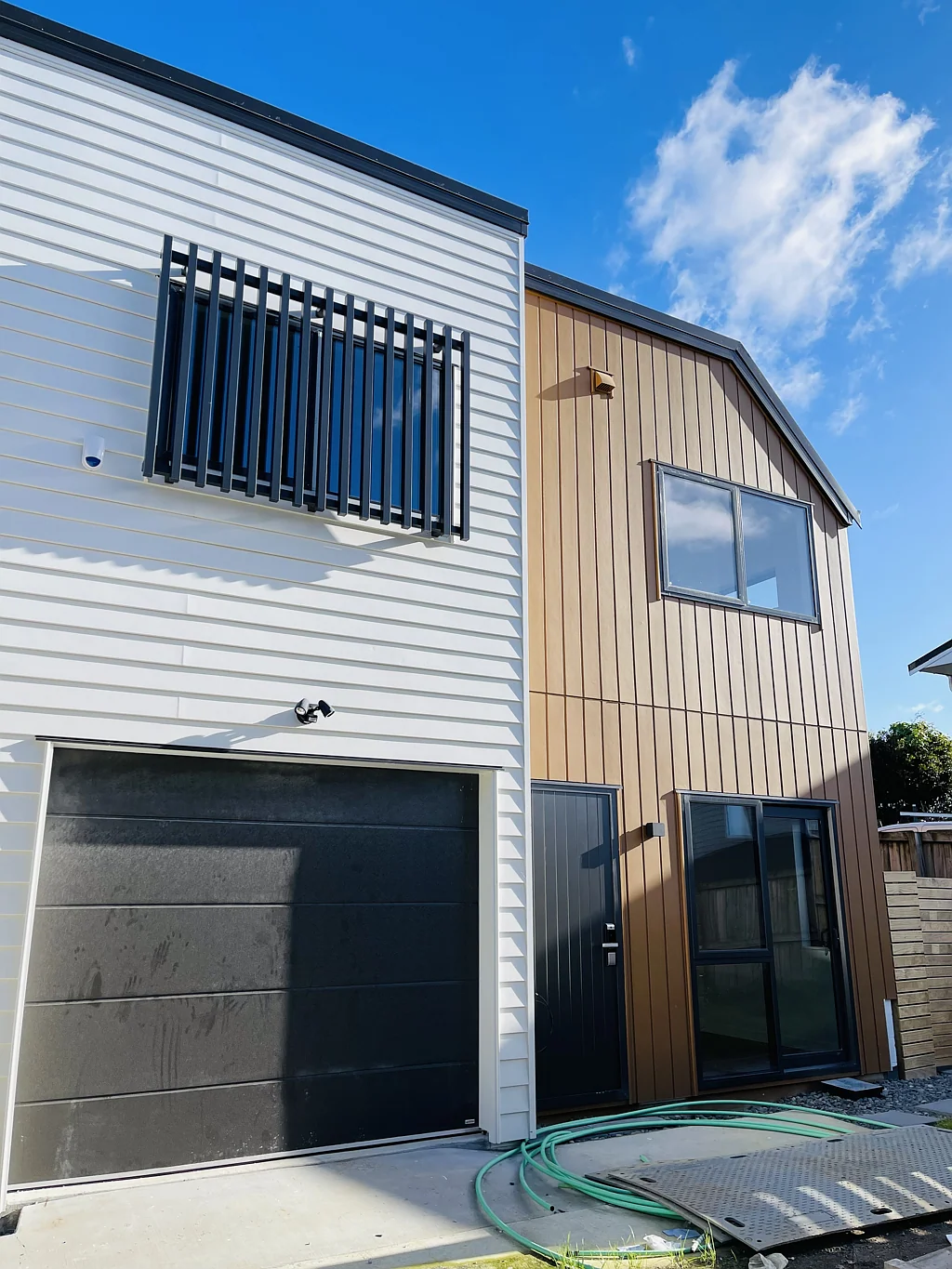 Massey 3chambre Stylish New Home With Views