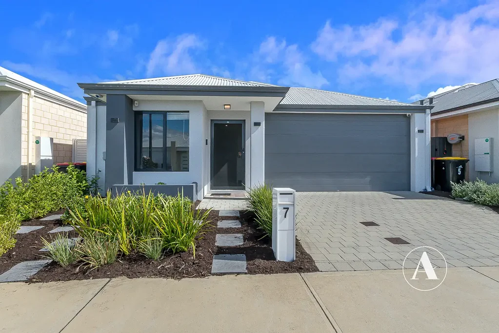 7 Swaledale Parade, Haynes, WA 6112