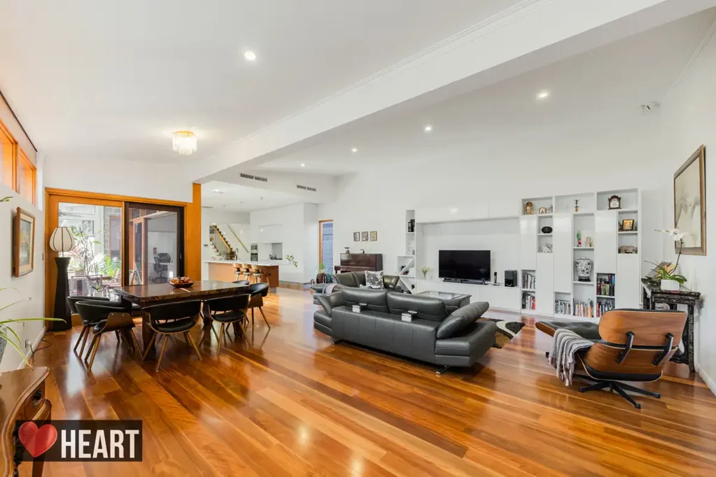 Bull Creek 4Kwarto Architectural Excellence in a Prime Location – Dual-Key Residence!