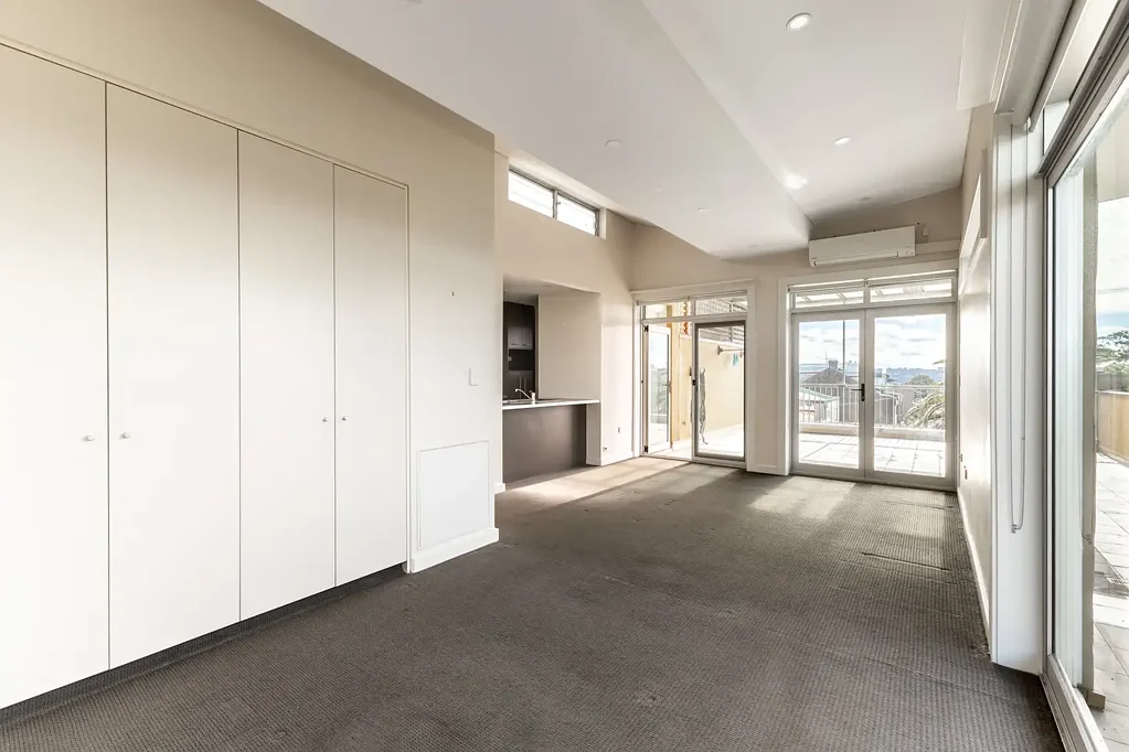 Spacious 1-bedroom apartment