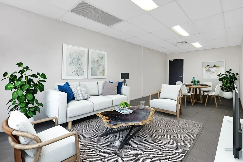 Large studio apartment with secure parking