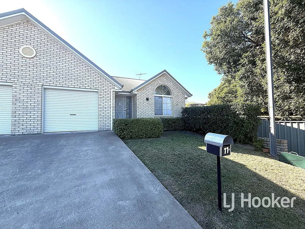 11B Cloonan Terrace, Inverell, NSW 2360