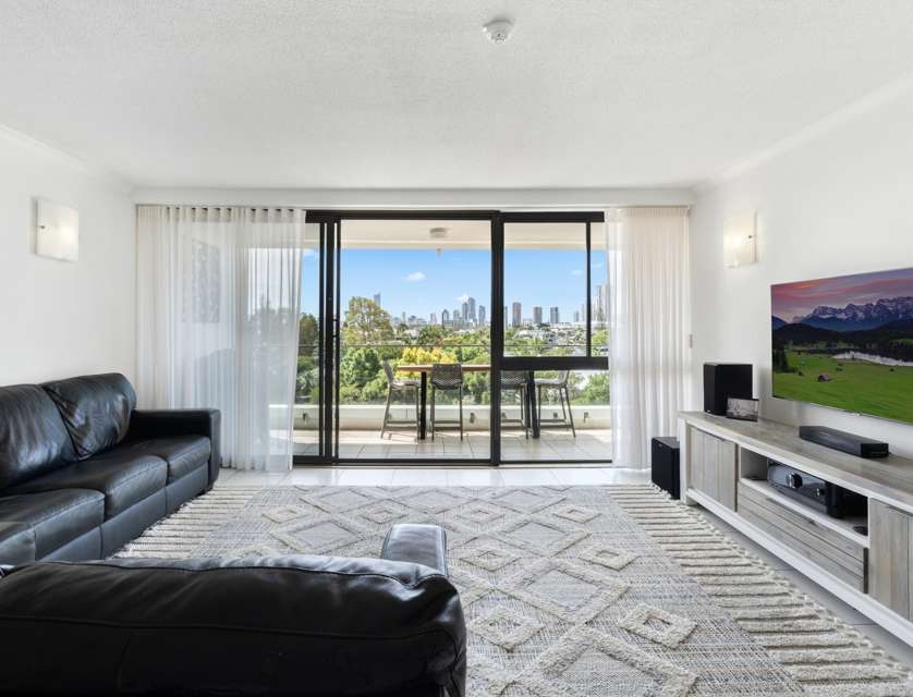 15/54 Hooker Boulevard, Mermaid Waters, QLD 4218, 2 Bedrooms, 2 Bathrooms, Apartment