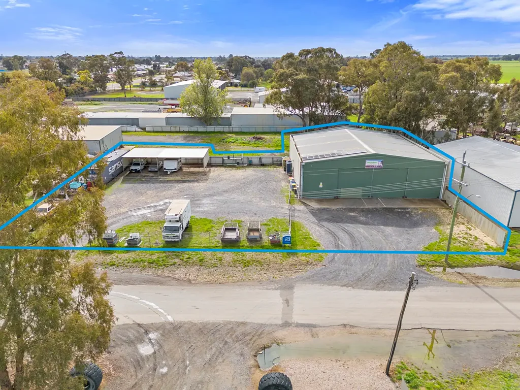 Finley Exceptional Industrial Opportunity – Not Your Average Shed!