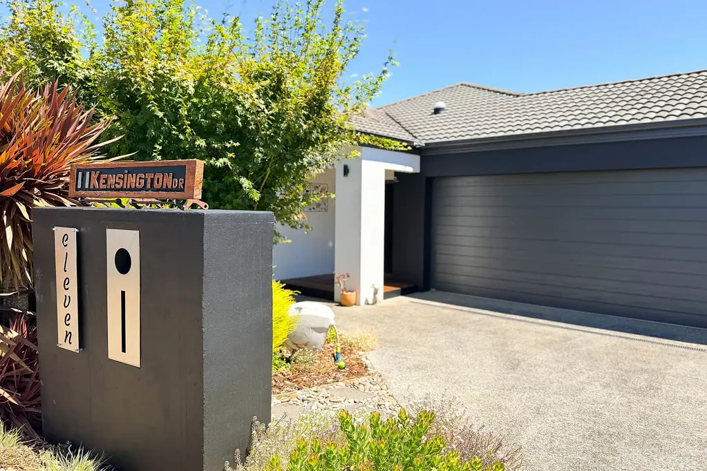 Warragul 5બેડરૂમ Superb Design, Excellent Location