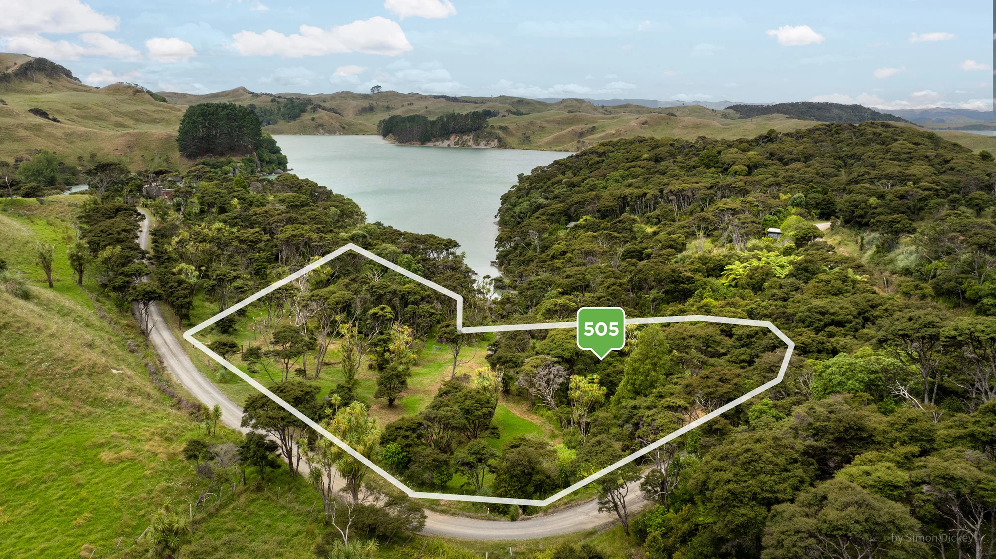 Te Akau No TV Required!
