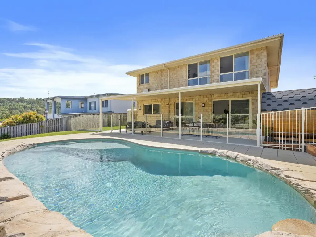 113 Wunburra Circle, Pacific Pines, QLD 4211