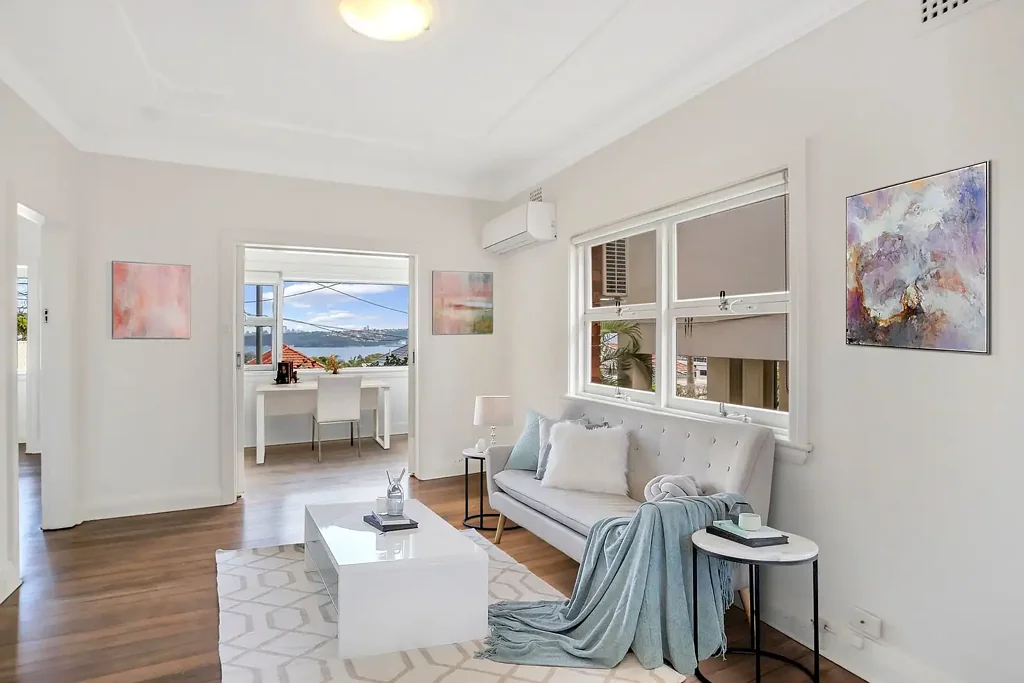 Stunning 2 Bedroom + 2 Sunroom Semi With Harbour Views