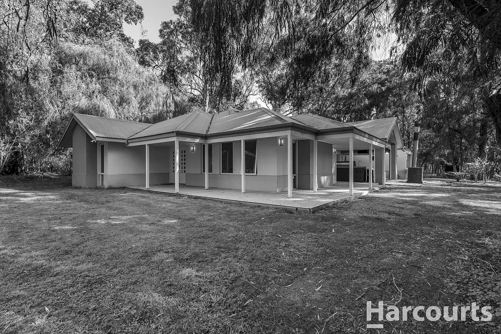 1 Crescent Drive, Bouvard, WA 6211
