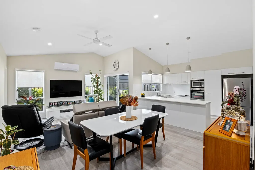 Bethania 3Habitaciones Spacious Three-Bedroom Home Backing onto Parklands