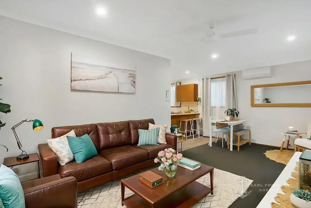 Charming Coastal Home in a Peaceful Location