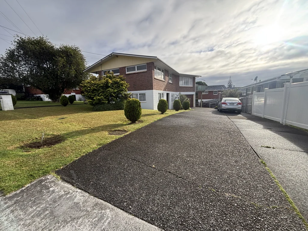 Spacious Family Home In Great Location