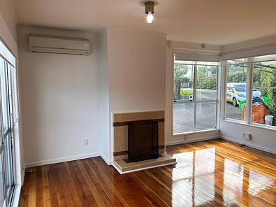 4 Bedroom, 2 Bathroom Home - Lawn Maintenance Included !