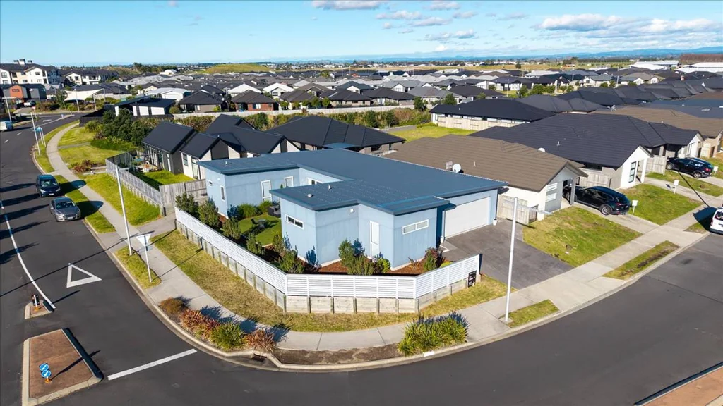 Papamoa 4Kwarto Flexible Space for Extended Family and Guests