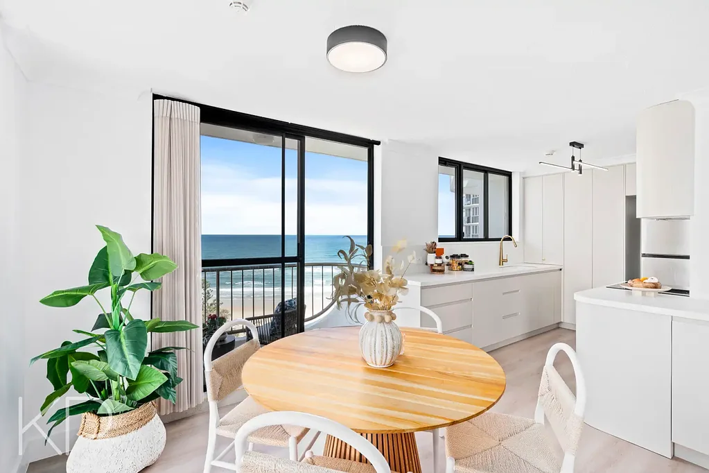 54/4 Britannia Avenue, Broadbeach, QLD 4218