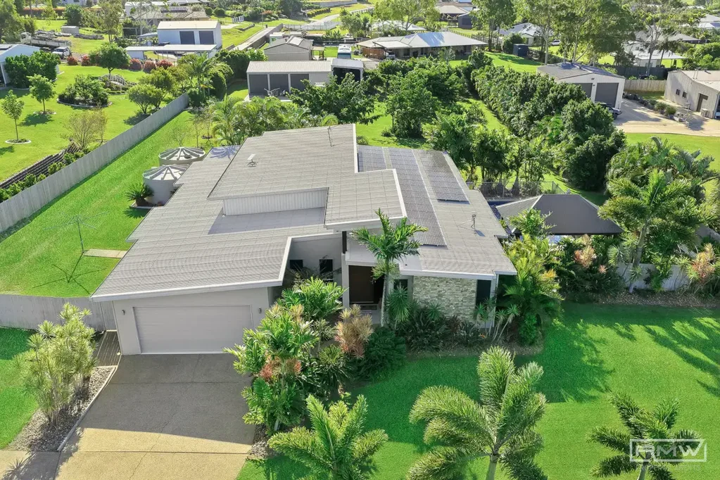 Tanby 5ห้องนอน Private inspections - Ultimate Lifestyle Acreage, Space, Scale & Self-Sufficiency