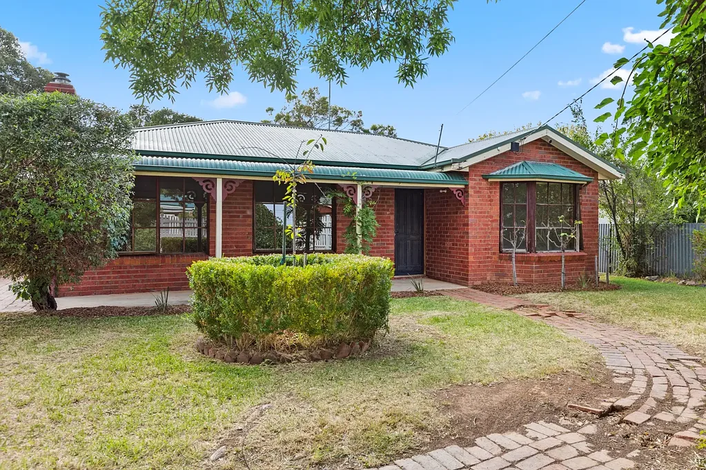 Nagambie 4침실 Renovation Opportunity - In highly sort after location!