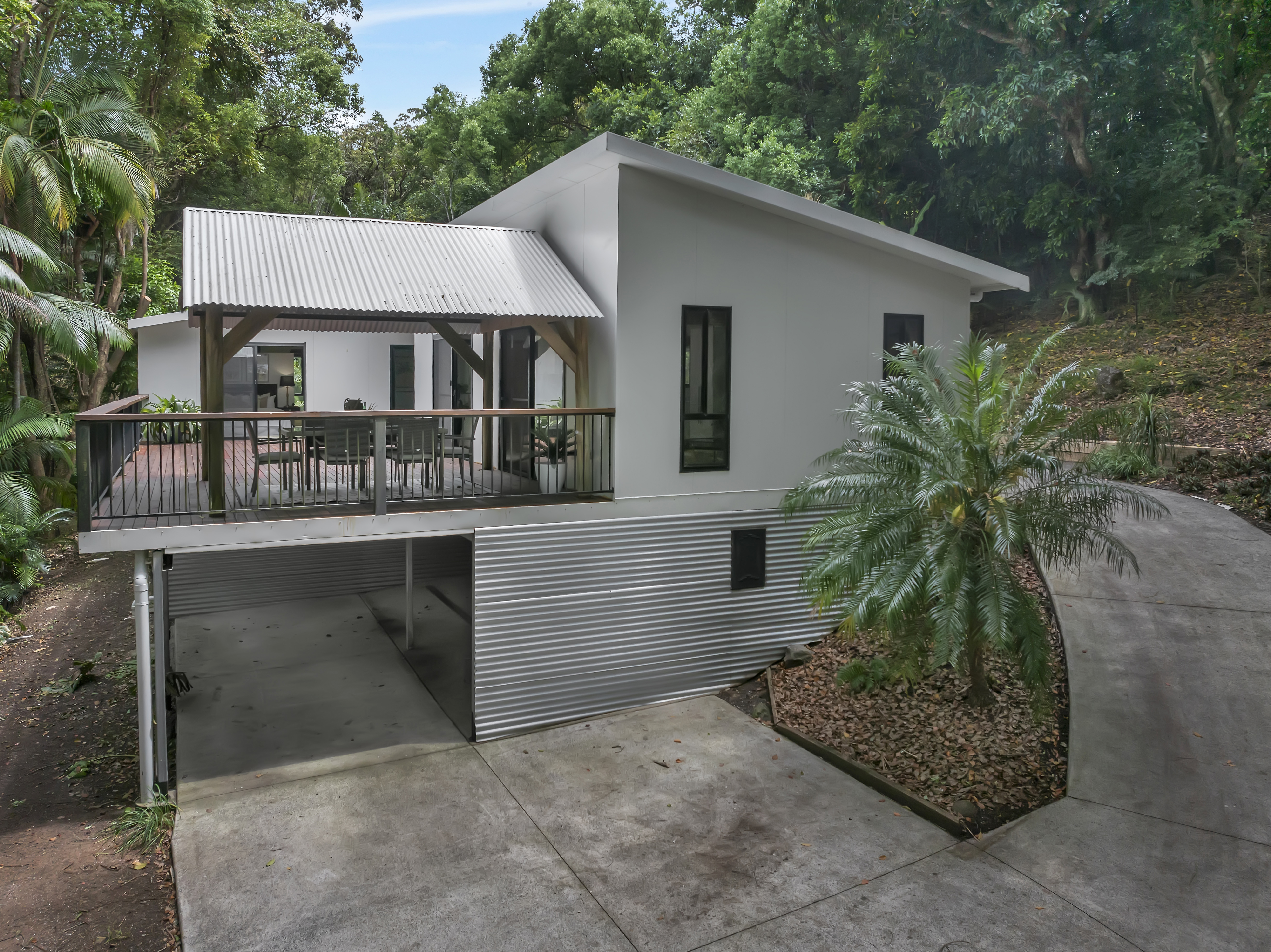 42 LACHLAN AV, NAMBOUR QLD 4560, 0 habitaciones, 0 baños, House