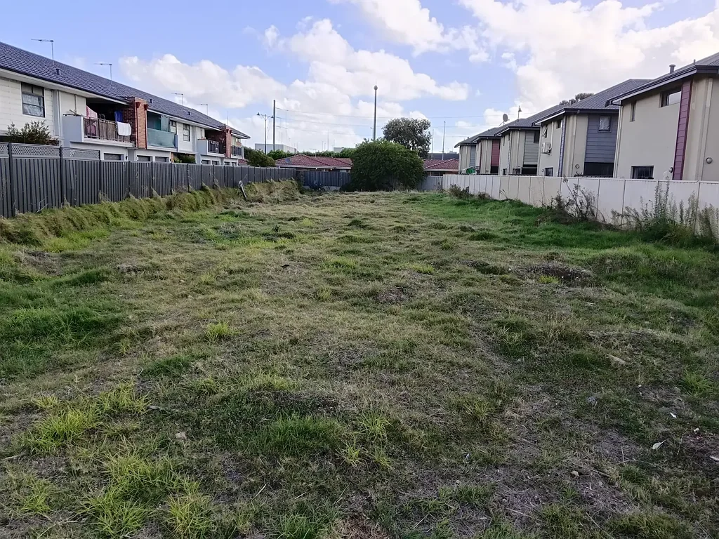 Midland  Prime R60/100 Development Opportunity - 12 Unit Site (STCA)