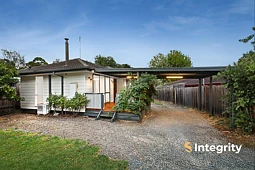 8 Meadow Crescent, Badger Creek