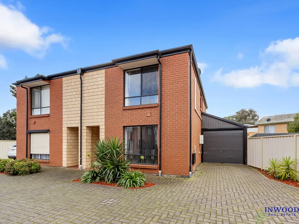 Salisbury 3ห้องนอน Modern, quiet, low maintenance, comfortable 3 bed, 1 bath home with excellent access to transport and shops in bustling Salisbury.