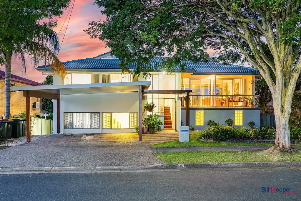 8 Liatoki St, Mansfield, QLD 4122