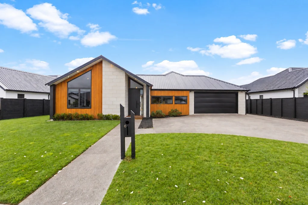 Morrinsville 4कमरा Designed for living, positioned for the view