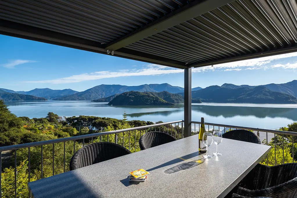 Kenepuru Sound 4Habitaciones Prime sunny location - nestled in the serene Kenepuru Sound