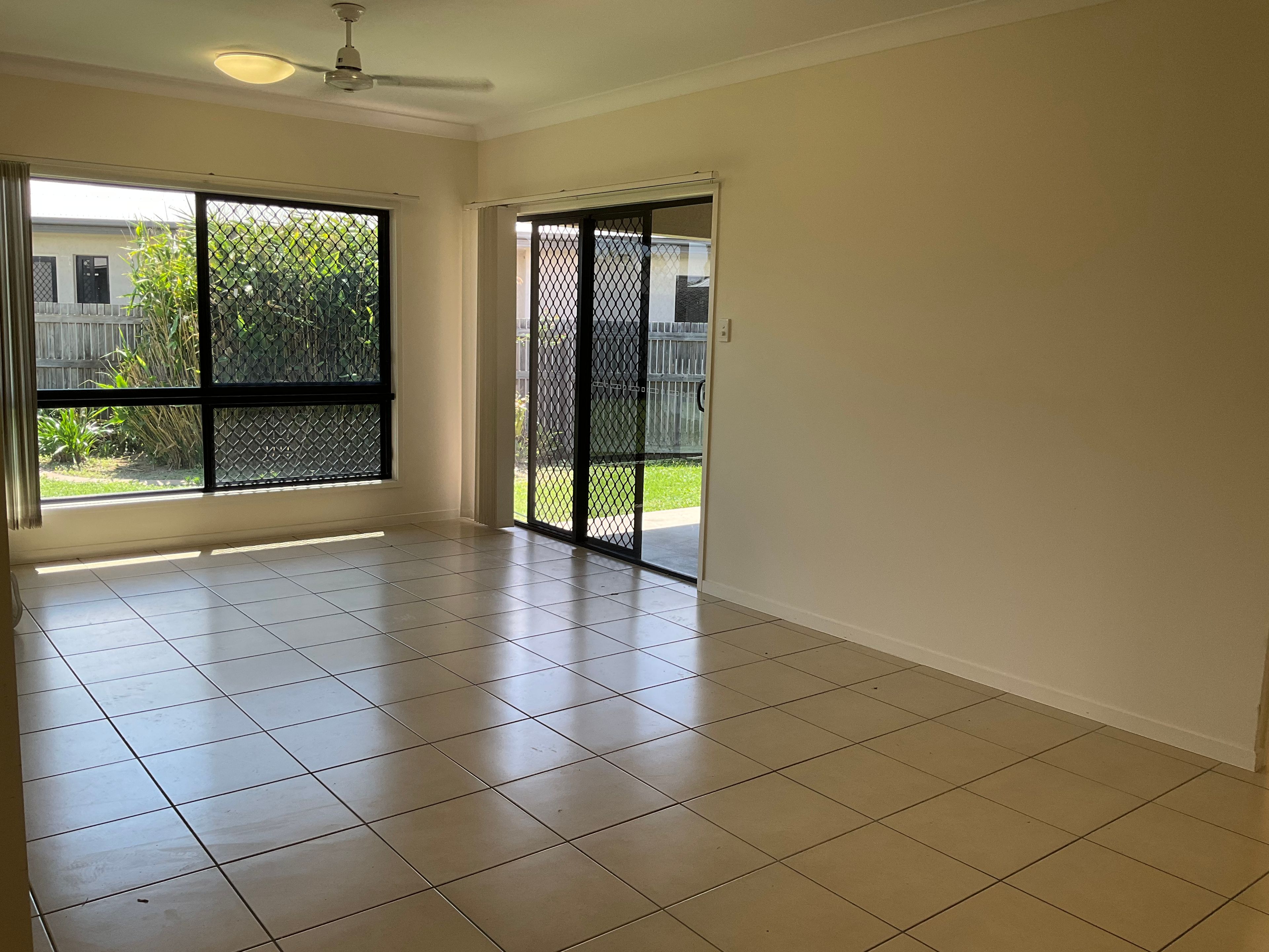 27 STEPHANIE ST, RASMUSSEN QLD 4815, 0 Schlafzimmer, 0 Badezimmer, House