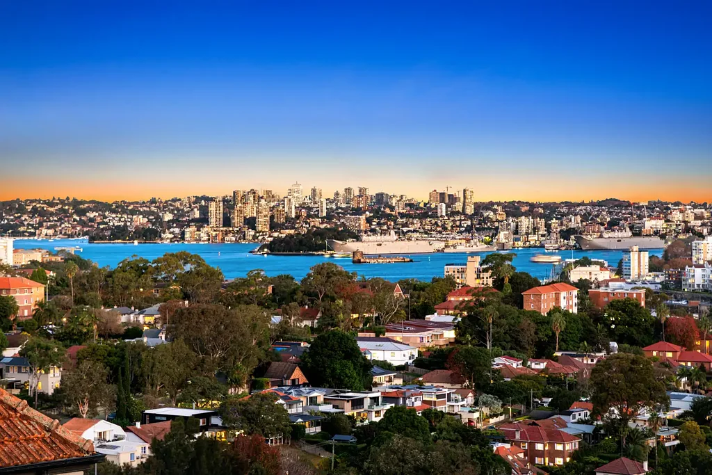 Neutral Bay 2 Slaapkamer Prime position, pedigree and panoramic Harbour and city views
