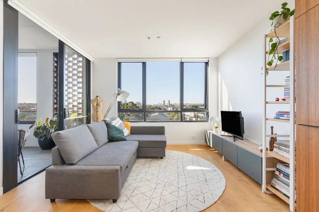 Designer Furnished One Bedroom Apartment in 'Arkadia'