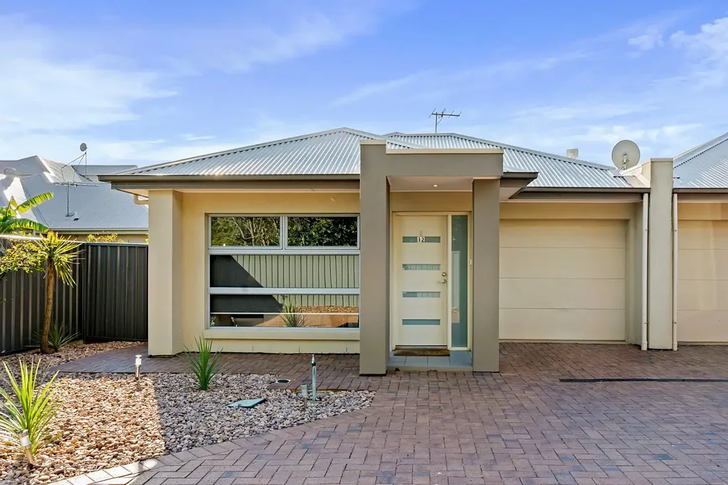 Oaklands Park 3 Slaapkamer Contemporary privacy with Marion and Brighton's perks on call...