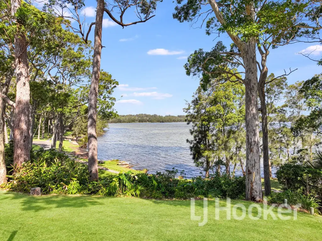 25 Walmer Avenue, Sanctuary Point, NSW 2540