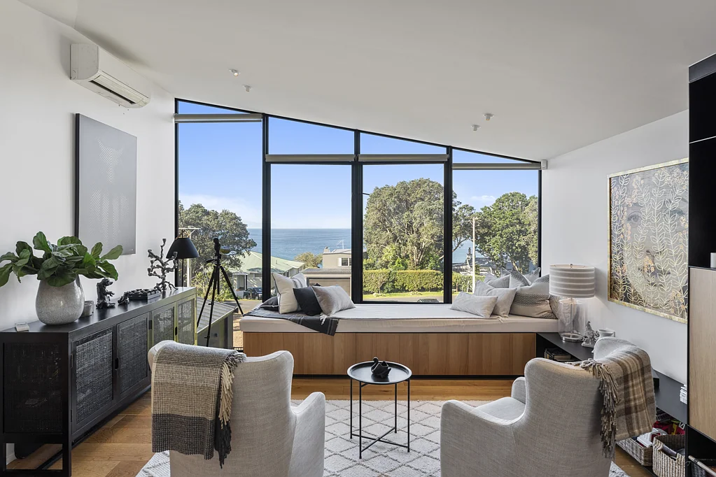 4 Waikare Road, Oneroa, Waiheke Island, Auckland