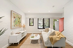 2/31-41 Queen Street, Beaconsfield