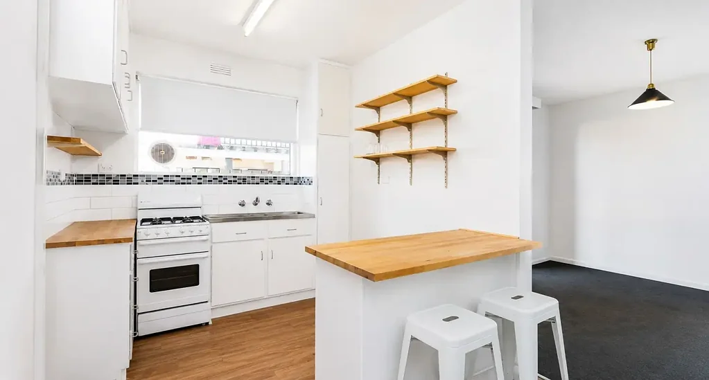 Inner-City Style Meets Bayside Convenience