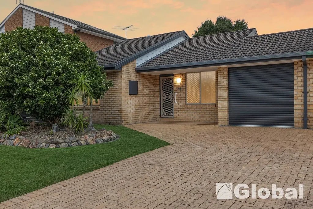 Warners Bay 2Phòng ngủ Easy-Care Torrens Title Living in the Heart of Warners Bay
