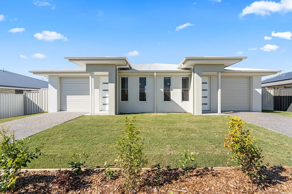 Near New 4 Bedroom Unit in Burrum Heads for $600 Per week