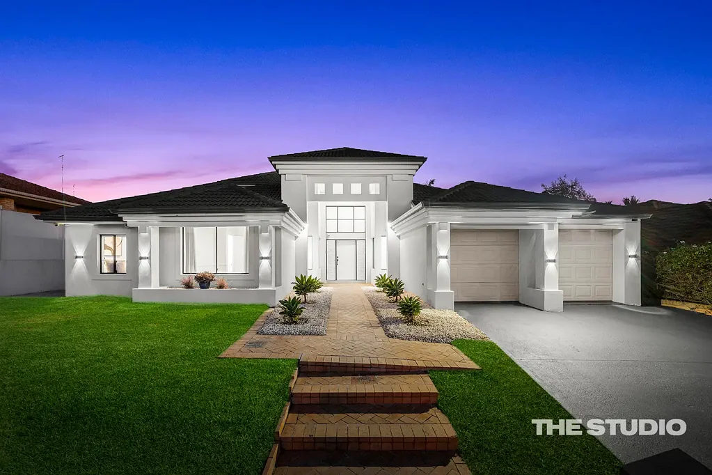 Kellyville 5બેડરૂમ Luxurious and Easy Lifestyle- Walk to Metro (700m)