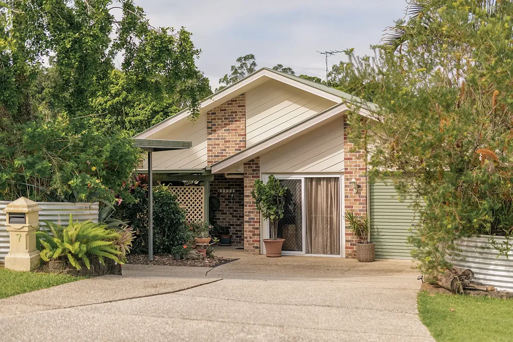 7 Allamanda Avenue, Little Mountain, QLD 4551