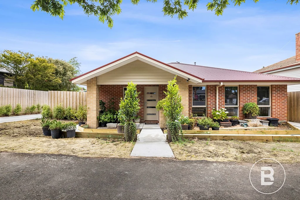 1/705 Skipton Street, Redan, VIC 3350