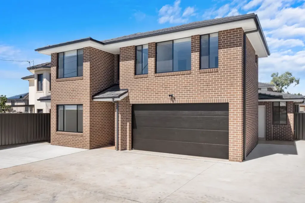 BRAND NEW HIGH QUALITY HOME