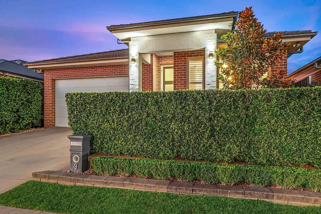 9 Piccadilly Street, Riverstone, NSW 2765