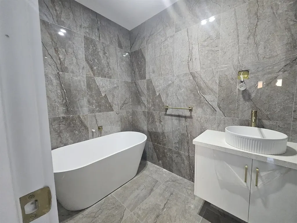 Tarneit 4Habitaciones Brand New Highly Upgraded Family Home/ Walk to Brand new Train Station