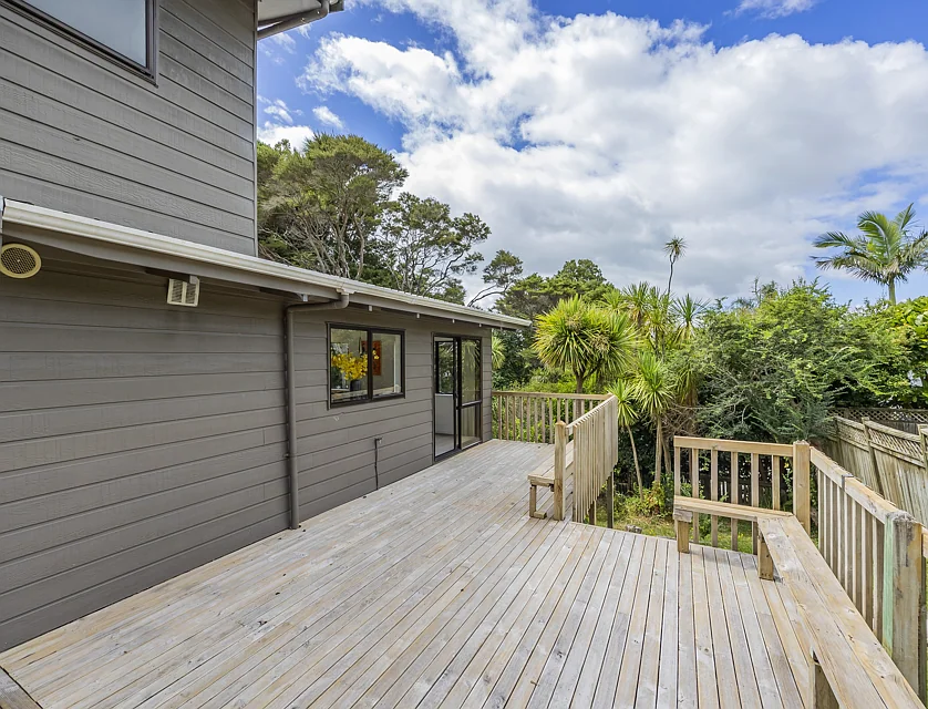 2/104 Ocean View Road, Hillcrest, North Shore City, Auckland, 4房, 2浴, 独立屋