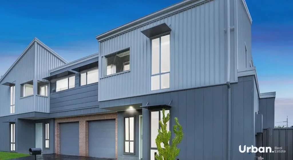 Architect designed Super Spacious Terrace home in Prime Boolaroo Location available for lease