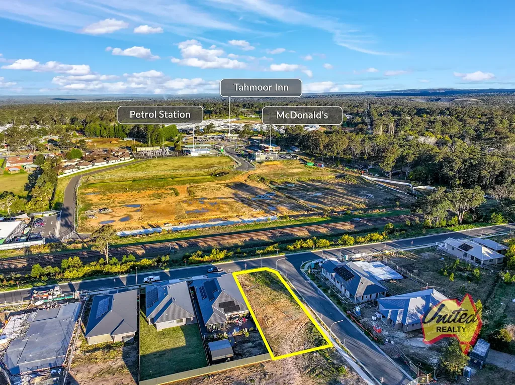 Tahmoor Registered Corner Block | 744.1 sq. m* | Thriving Tahmoor Location