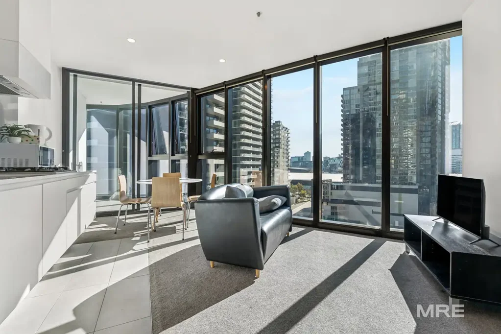 1008/105 Clarendon Street, Southbank, VIC 3006