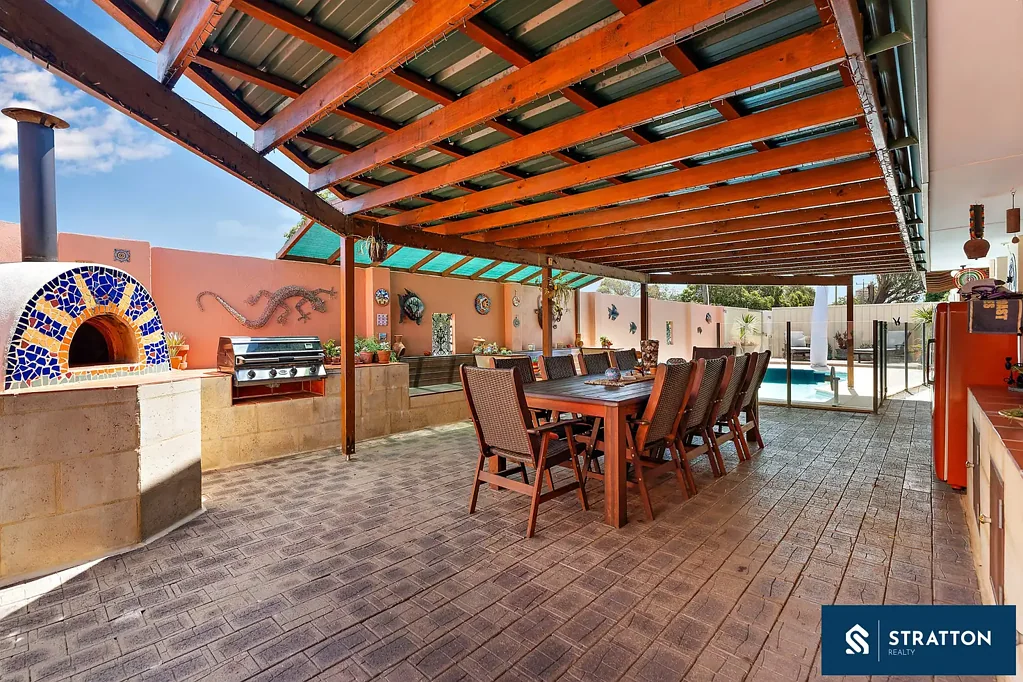 2 Beacon Close, East Cannington, WA 6107